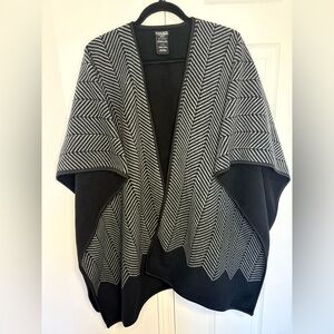 Black and Gray Chevron Women's Sweater
